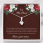 Aunt Lovely Necklace